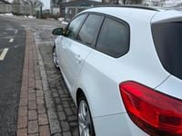 Gebraucht Opel Astra Design Edition 140 PS (102 kW) 2011 Weiß Kombi