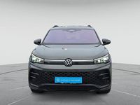 Gebraucht VW Tiguan R-line 193 PS (141 kW) 2024 Cipressinogrün metallic SUV