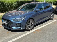 Gebraucht Ford Focus ST-Line 155 PS (114 kW) 2024 Blau Limousine
