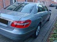Gebraucht Mercedes E250 204 PS (150 kW) 2009 Grau Limousine