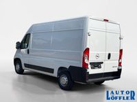 Gebraucht Opel Movano 140 PS (102 kW) 2024 Cassablancaweiß Van