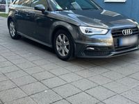 gebraucht Audi A3 1.4 TFSI S line Grau