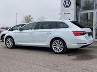 Gebraucht Skoda Superb Style 200 PS (147 kW) 2022 Weiß Kombi