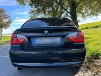 Gebraucht BMW 320 150 PS (110 kW) 2007 Schwarz Limousine