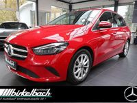 Gebraucht Mercedes B200 163 PS (119 kW) 2019 Rot Van / Kleinbus