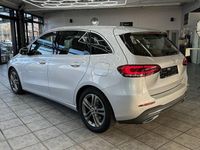 Gebraucht Mercedes B220 Progressive 190 PS (139 kW) 2019 Silber Van / Kleinbus