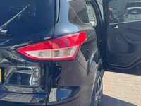 Gebraucht Ford Kuga Individual 150 PS (110 kW) 2016 Schwarz SUV