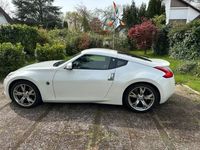 gebraucht Nissan 370Z Automatik in Brilliant White