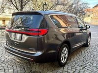 Gebraucht Chrysler Pacifica Limited 291 PS (214 kW) 2021 Grau Van