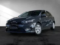 Gebraucht Kia Ceed Comfort 140 PS (102 kW) 2025 Darkpentametal Kleinwagen