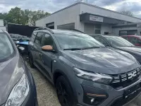Używany Dacia Jogger 91 KM (66 kW) 2024 Szary Minivan