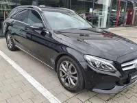 Gebraucht Mercedes C300 Avantgarde 245 PS (180 kW) 2017 Obsidianschwarz  metallic Kombi