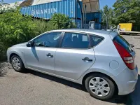 Gebraucht Hyundai i30 109 PS (80 kW) 2010 Grau Limousine