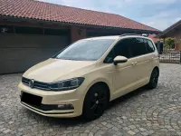 Gebraucht VW Touran 150 PS (110 kW) 2016 Andere farben Van / Kleinbus