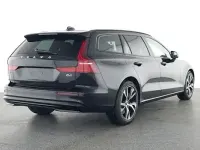 Gebraucht Volvo V60 Ultra 197 PS (144 kW) 2025 Onyx schwarz Kombi