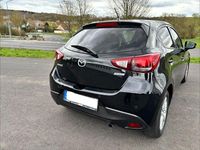 Gebraucht Mazda 2 Center-Line 105 PS (77 kW) 2015 Schwarz Limousine