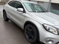 Gebraucht Mercedes GLA200 136 PS (100 kW) 2017 Silber SUV
