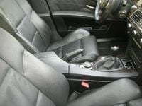Gebraucht BMW 530 258 PS (189 kW) 2006 Schwarz Kombi