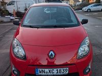 Gebraucht Renault Twingo 75 PS (55 kW) 2011 Rot Kleinwagen