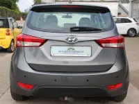 Gebraucht Hyundai ix20 Classic 90 PS (66 kW) 2011 Grau Kleinwagen