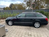 gebraucht Skoda Superb L&K 2.0TDI Tanken und Fahren