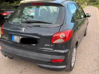 Gebraucht Peugeot 206+ 75 PS (55 kW) 2009 Schwarz Kleinwagen