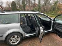 Gebraucht VW Passat 116 PS (85 kW) 2001 Grau Limousine