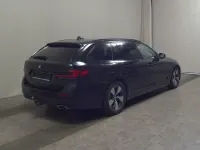 Gebraucht BMW 520 Performance 190 PS (139 kW) 2023 Schwarz Kombi