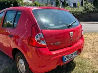 Gebraucht Dacia Sandero 75 PS (55 kW) 2007 Rot Limousine