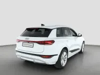 Gebraucht Audi SQ6 e-tron Ambiente 360 kW (490 PS) 2025 Gletscherweiß SUV