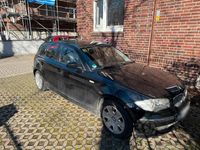Gebraucht BMW 116 122 PS (89 kW) 2009 Schwarz Kleinwagen