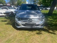 Usata Mercedes B180 122 CV (89 kW) 2017 Argento Monovolume