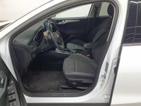 Gebraucht Ford Focus Cool & Connect 125 PS (91 kW) 2020 Frostweiß Kombi