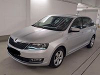 Gebraucht Skoda Rapid Clever 95 PS (69 kW) 2018 Silber Kleinwagen