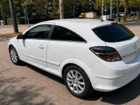 Gebraucht Opel Astra GTC 90 PS (66 kW) 2008 Weiß Coupé