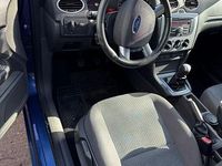 Gebraucht Ford Focus 100 PS (73 kW) 2007 Blau Coupé