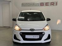Gebraucht Hyundai i10 Select 67 PS (49 kW) 2019 Other Kleinwagen