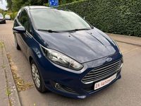 Gebraucht Ford Fiesta Trend 75 PS (55 kW) 2013 Blau Kleinwagen