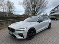 Gebraucht Volvo V60 R-Design 150 PS (110 kW) 2020 Grau Kombi