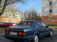 Gebraucht Mercedes 190 109 PS (80 kW) 1993 Blau Limousine