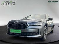Neu Skoda Superb Selection 150 PS (110 kW) 2025 Graphitegrau metallic Kombi
