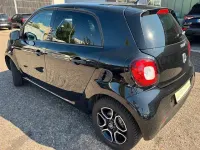 Gebraucht Smart ForFour Basis 90 PS (66 kW) 2018 Schwarz Kleinwagen