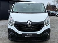 Gebraucht Renault Trafic Komfort 140 PS (102 kW) 2015 Weiß Van / Kleinbus