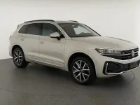 Gebraucht VW Touareg R-line 286 PS (210 kW) 2024 Sechura beige metallic SUV