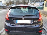 Gebraucht Ford Fiesta Ambiente 82 PS (60 kW) 2010 Schwarz Kleinwagen