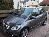 Gebraucht Mercedes A200 136 PS (100 kW) 2010 Grau Kleinwagen