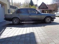 Gebraucht BMW 325 Performance 129 PS (94 kW) 1987 Grau Limousine