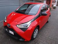 Gebraucht Toyota Aygo 72 PS (52 kW) 2019 Rot Kleinwagen