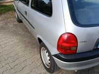 Gebraucht Opel Corsa 65 PS (47 kW) 2000 Silber Kleinwagen
