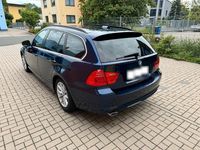 Gebraucht BMW 318 Exclusive 143 PS (105 kW) 2012 Kombi